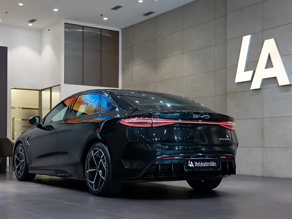 BYD Seal Premium [2024-2025] - Photo 7