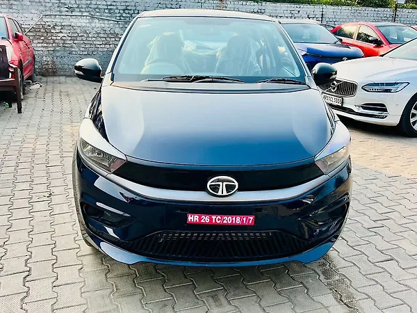 Tata Tiago EV XT 24.0 kWh - Photo 1