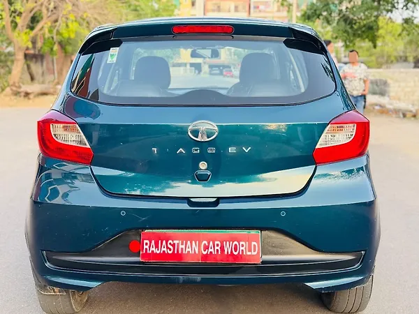 Tata Tiago EV XT Medium Range [2022-2025] - Photo 8