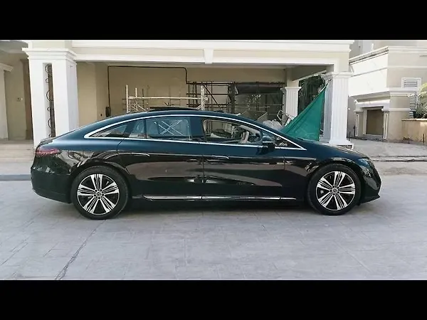 Mercedes-Benz EQS 580 4MATIC - Photo 4