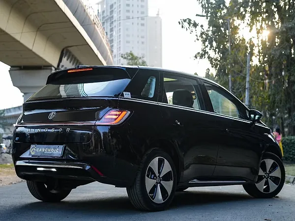 MG Windsor EV Essence 38.0 kWh - Photo 5