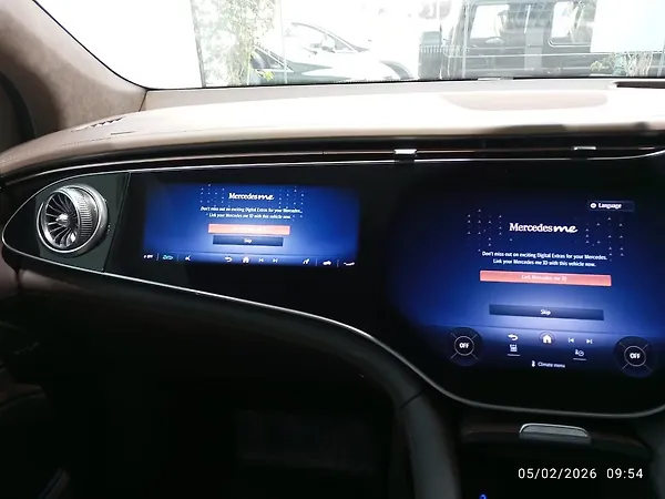 Mercedes-Benz Maybach EQS SUV 680 - Photo 3