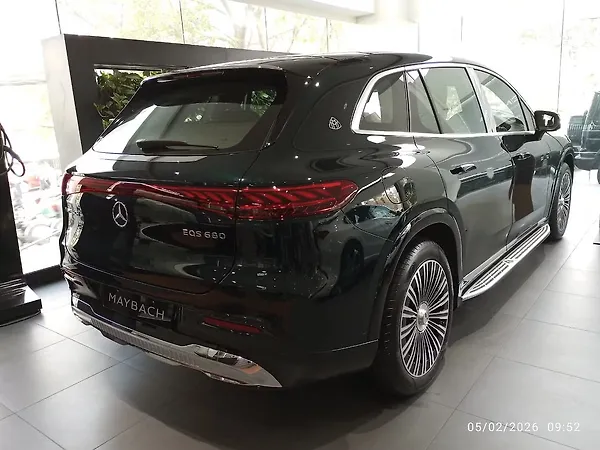 Mercedes-Benz Maybach EQS SUV 680 - Photo 6