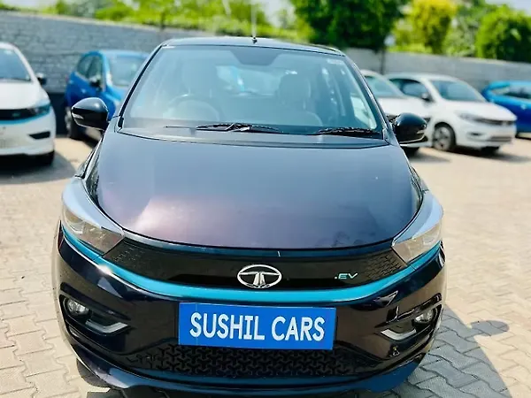 Tata Tiago EV XZ Plus Long Range [2022-2025] - Photo 1