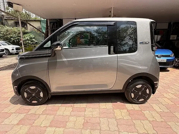 MG Comet EV Exclusive FC [2024-2025] - Photo 6