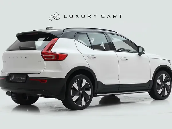 Volvo EX40 Plus - Photo 6