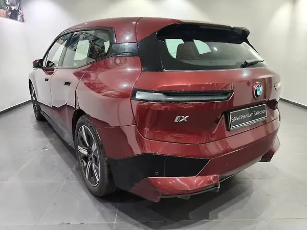 BMW iX xDrive 40 - Photo 3