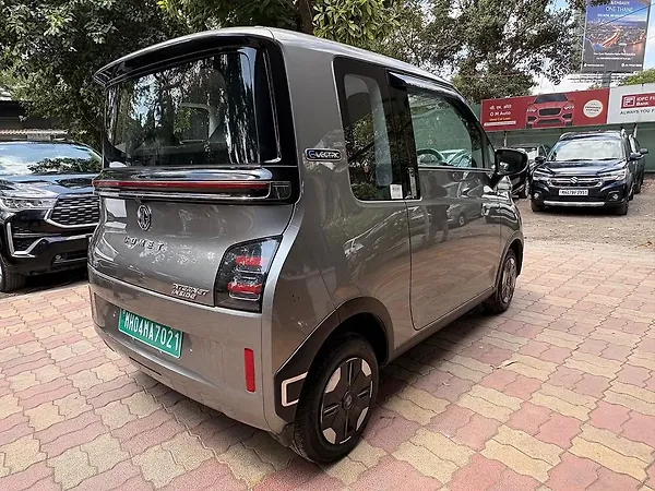 MG Comet EV Exclusive FC [2024-2025] - Photo 7