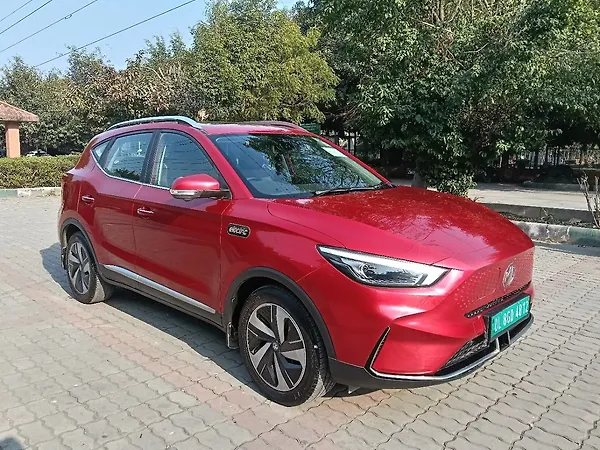 MG ZS EV Exclusive - Photo 3