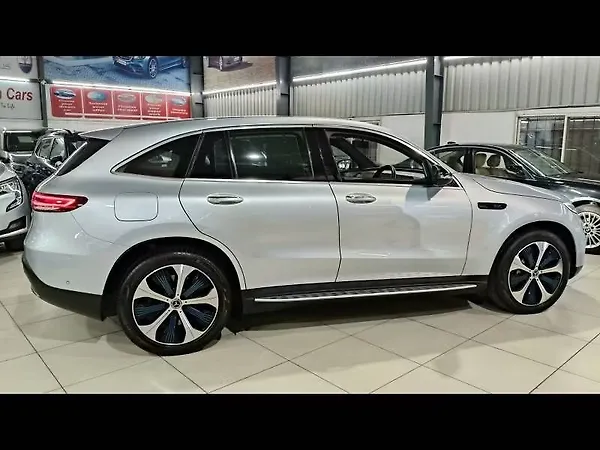 Mercedes-Benz EQC 400 4MATIC - Photo 4