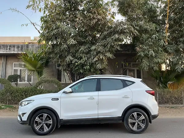 MG ZS EV Exclusive Plus 50.3 kWh Dark Grey - Photo 8