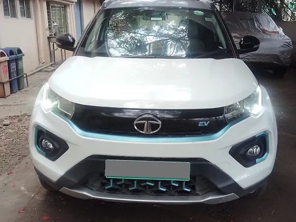 Tata Nexon EV XZ Plus LUX - Photo 1