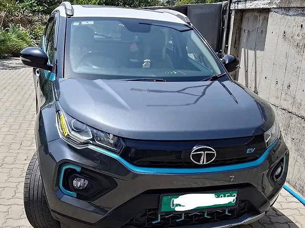 Tata Nexon EV XZ Plus Lux 3.3 KW [2022-2023] - Photo 4