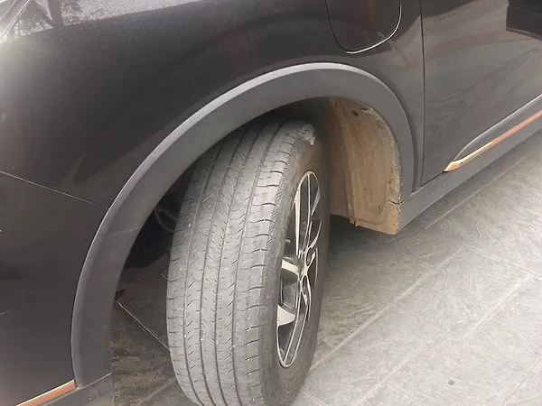 Mahindra XUV400 EL 39.4 KWH Dual Tone - Photo 5
