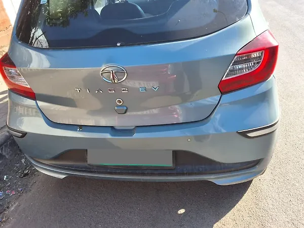 Tata Tiago EV XT Long Range [2022-2025] - Photo 7