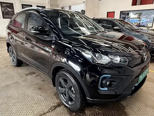 Tata Nexon EV XZ Plus LUX Dark Edition - Photo 1