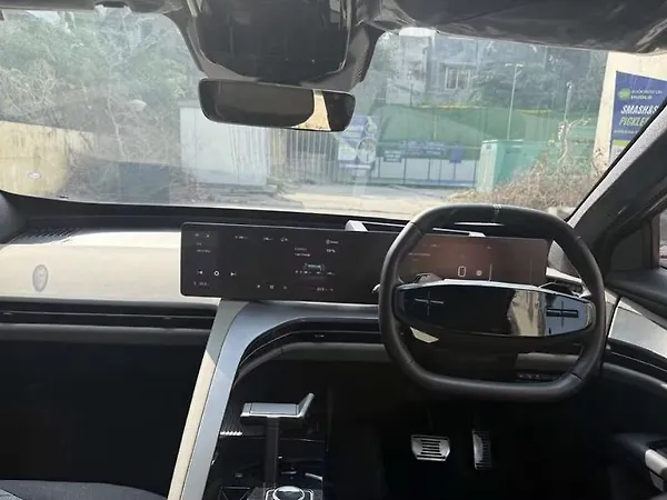 Mahindra Be 6 Pack Three 79.0 kWh 11.2kW Charger - Photo 4