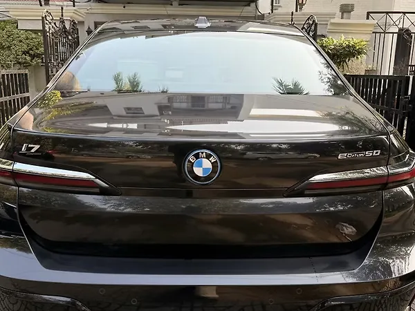 BMW i7 eDrive50 M Sport - Photo 3