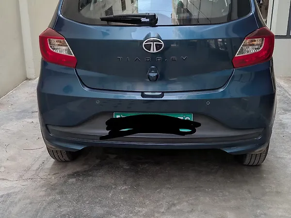 Tata Tiago EV XZ Plus Tech LUX Long Range [2022-2025] - Photo 6