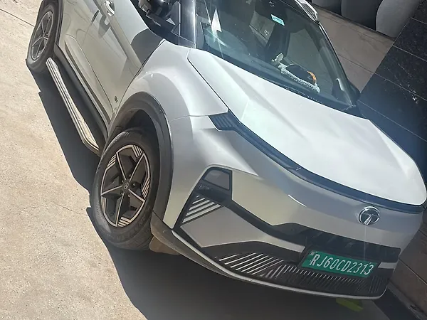 Tata Nexon EV Empowered Plus Long Range - Photo 6