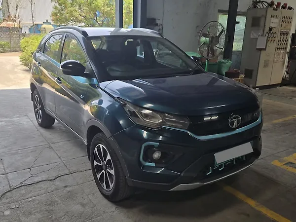 Tata Nexon EV XZ Plus - Photo 2