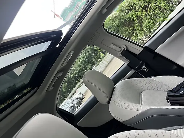 Tata Curvv EV Empowered Plus A 55.0 kWh - Photo 7