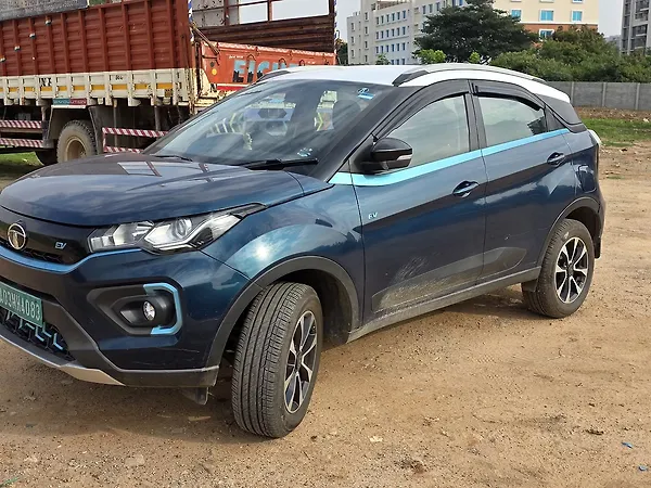 Tata Nexon EV XZ Plus - Photo 3