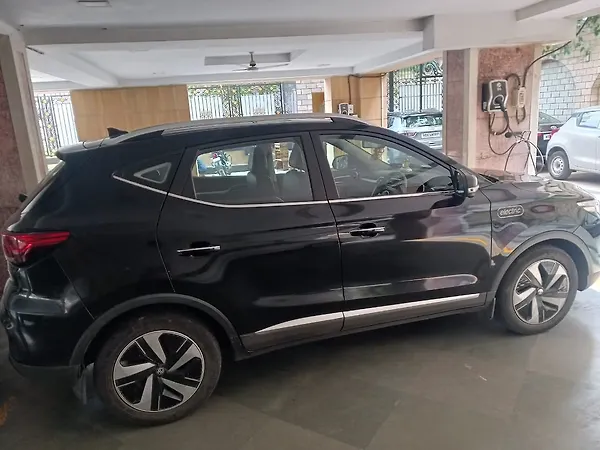 MG ZS EV Exclusive