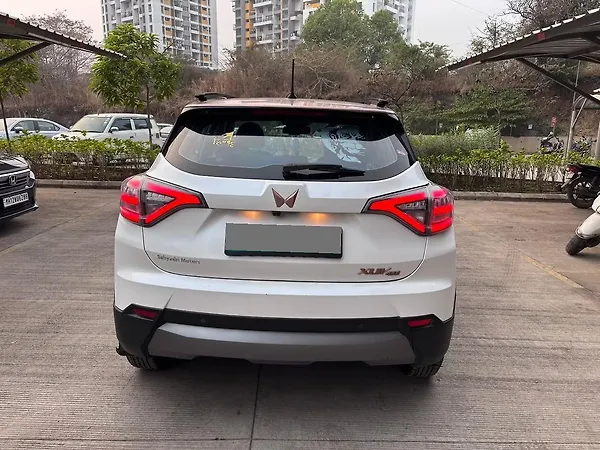 Mahindra XUV400 EL 39.4 KWH Dual Tone - Photo 5