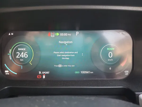 Tata Punch EV Empowered Plus S long Range 7.2 Fast Charger - Photo 3