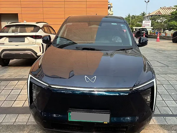 Mahindra XEV 9e Pack Three 79.0 kWh No Charger - Photo 6