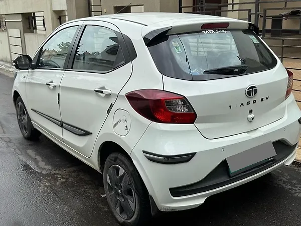 Tata Tiago EV XZ Plus Long Range [2022-2025] - Photo 1