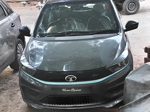 Tata Tiago EV XT Long Range [2022-2025] - Photo 2