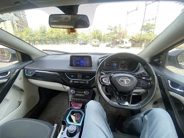 Tata Nexon EV XZ Plus - Photo 5