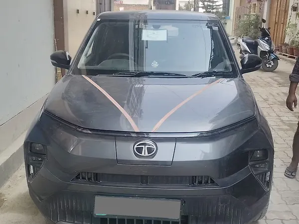 Tata Punch EV Empowered Long Range 3.3 - Photo 2