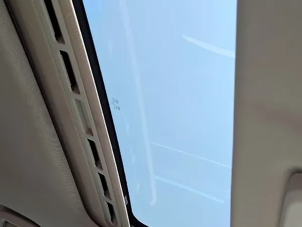 Tata Nexon EV XZ Plus Lux 3.3 KW [2022-2023] - Photo 3