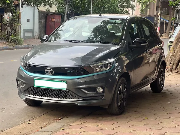 Tata Tiago EV XZ Plus Long Range [2022-2025] - Photo 3