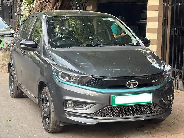 Tata Tiago EV XZ Plus Long Range [2022-2025] - Photo 4