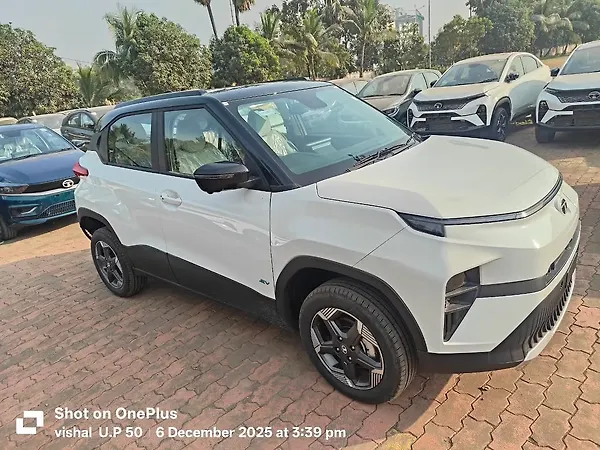 Tata Punch EV Empowered Plus S long Range 7.2 Fast Charger - Photo 1