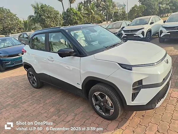 Tata Punch EV Empowered Plus S long Range 7.2 Fast Charger - Photo 2