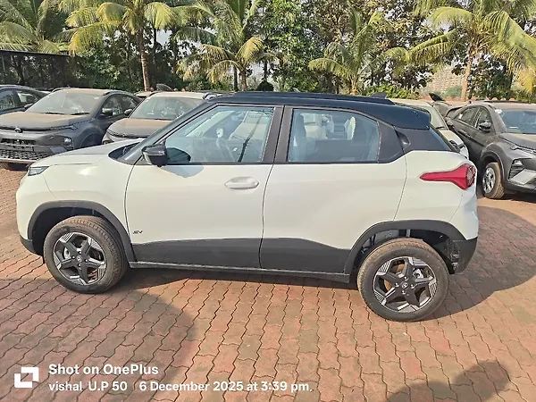 Tata Punch EV Empowered Plus S long Range 7.2 Fast Charger - Photo 4
