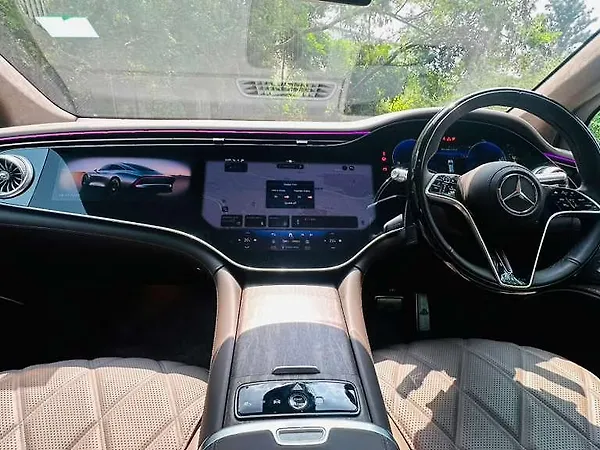 Mercedes-Benz Maybach EQS SUV 680 - Photo 3