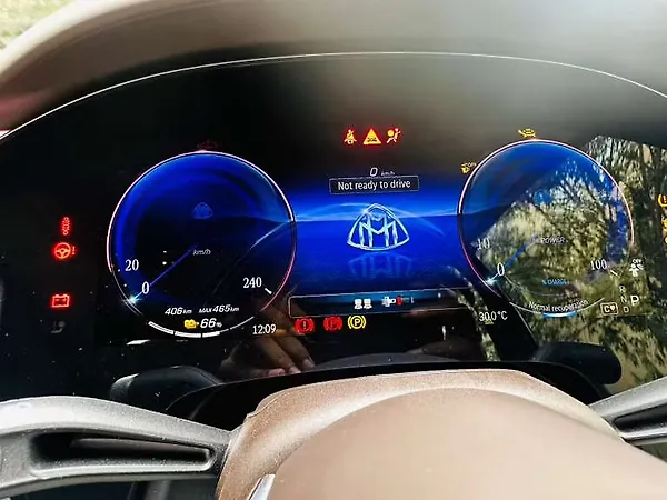 Mercedes-Benz Maybach EQS SUV 680 - Photo 5