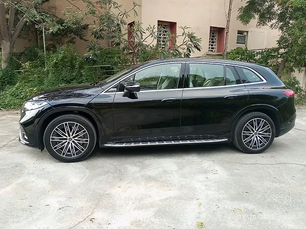 Mercedes-Benz EQS SUV 580 4MATIC - Photo 4