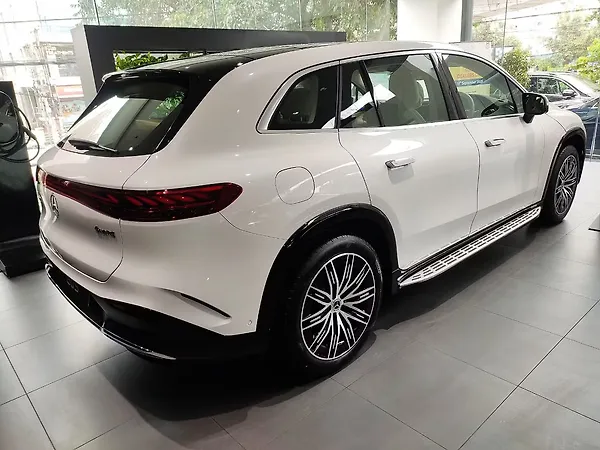 Mercedes-Benz EQS SUV 580 4MATIC - Photo 3