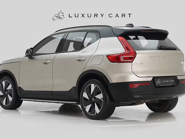 Volvo EX40 Plus - Photo 4