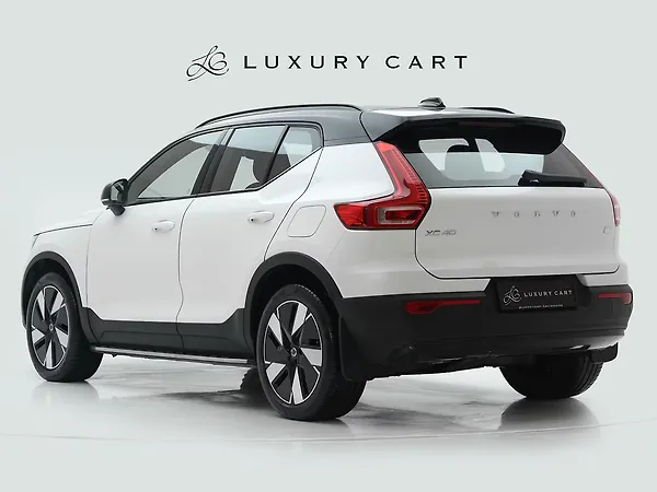 Volvo EX40 Plus - Photo 4