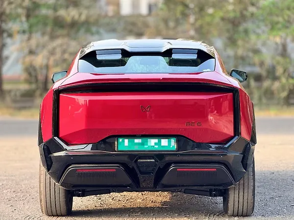 Mahindra Be 6 Pack Two 59.0 kWh No Charger - Photo 6