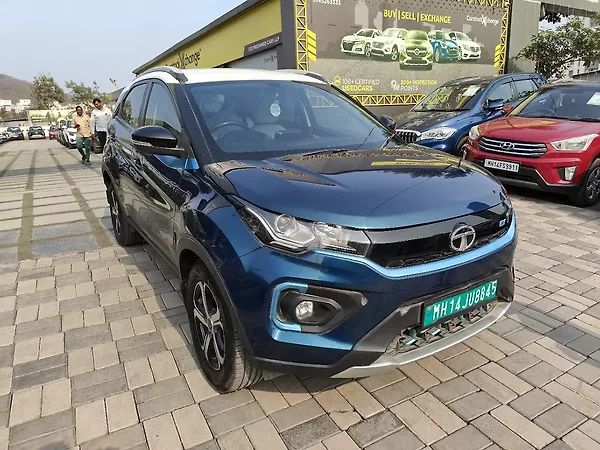 Tata Nexon EV XZ Plus - Photo 3
