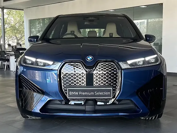 BMW iX xDrive 50 - Photo 1